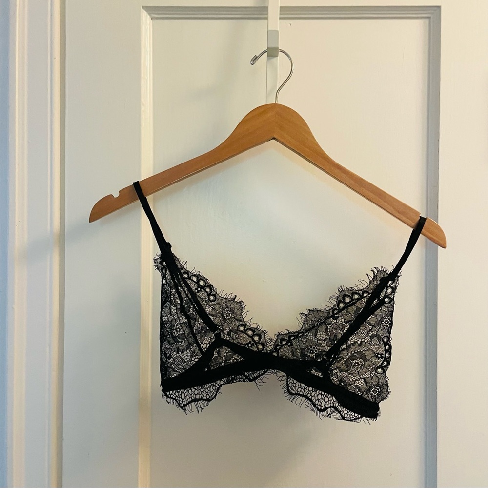 Lace Bralette - Picture 5 of 9